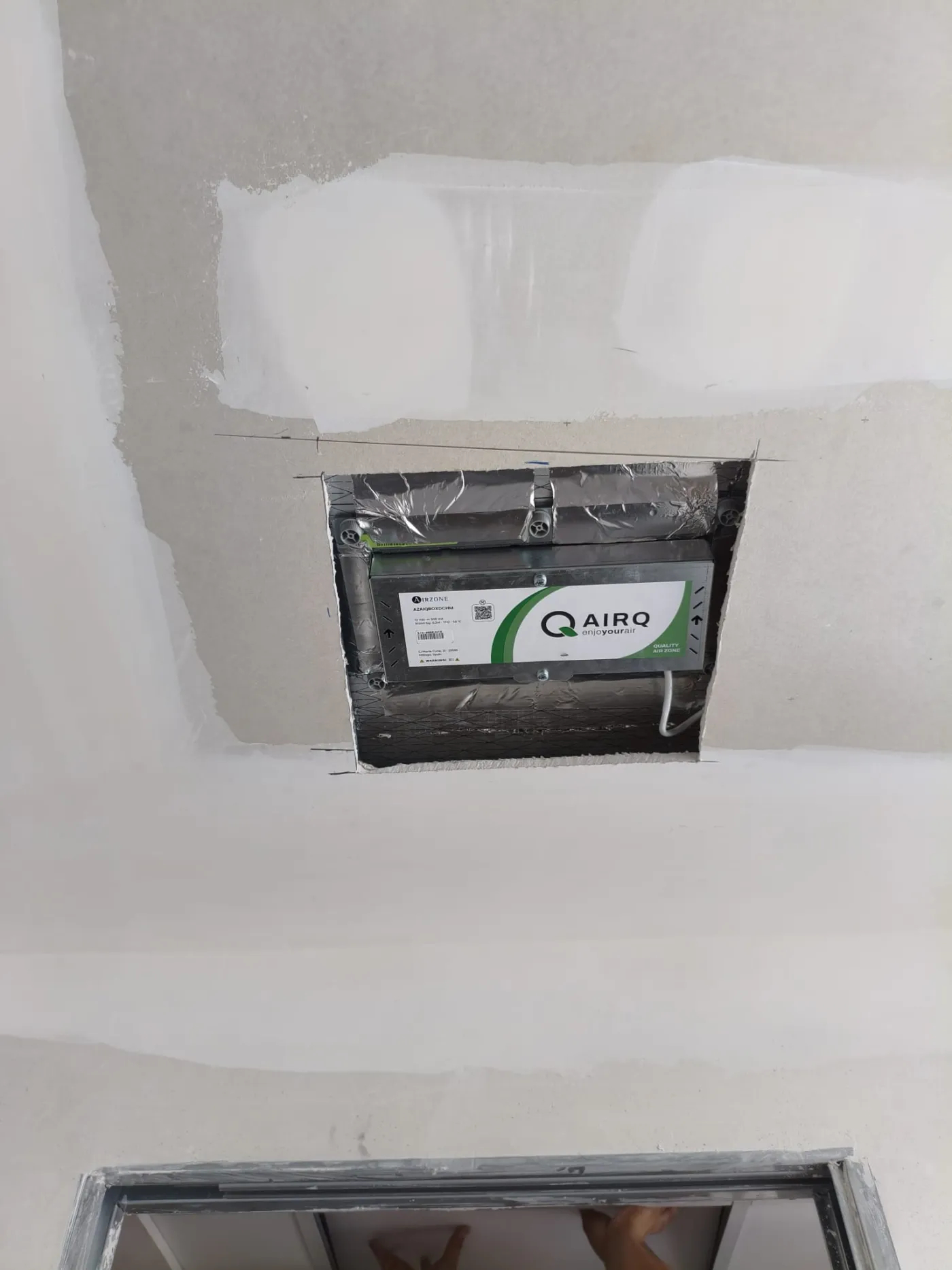 Suelo radiante instalado en una vivienda en obra